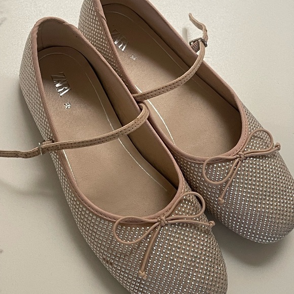ZARA Sparkly Ballet Flats - Picture 2 of 2